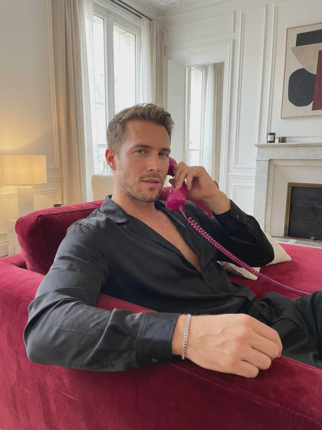 Téléphone rose Gay